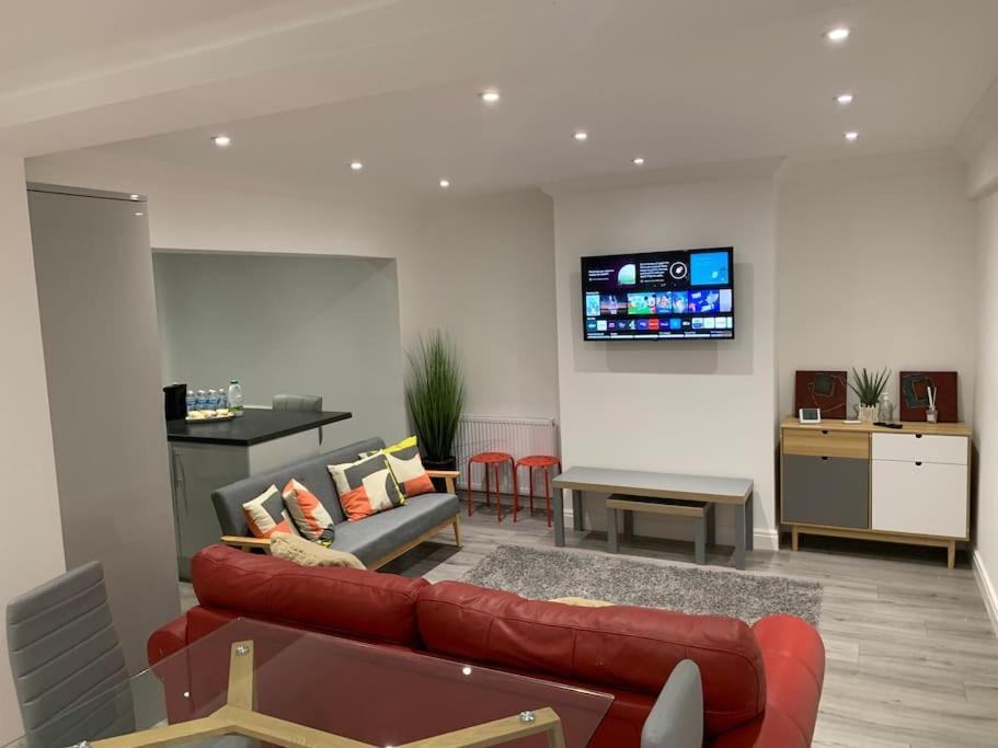 Beautiful 5Bedroom Hse-Contractor/Family/Corporate Dartford Exterior foto